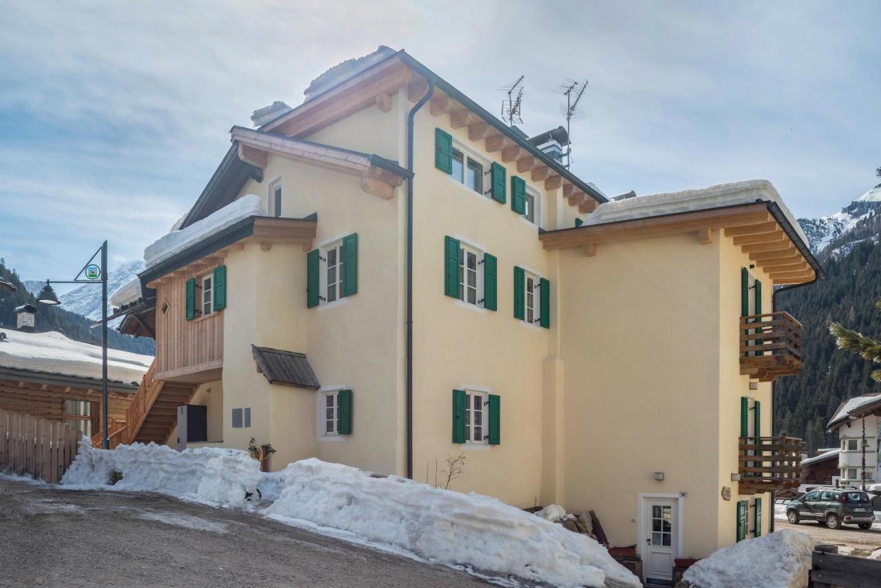 Majon Baticher Canazei Exterior photo
